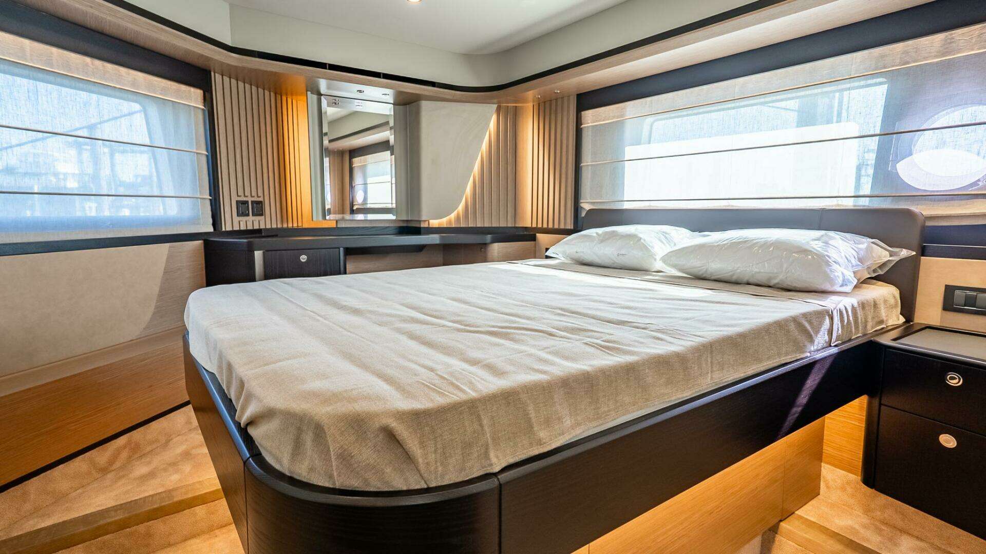 2026 Absolute Navetta 58 - Image 29