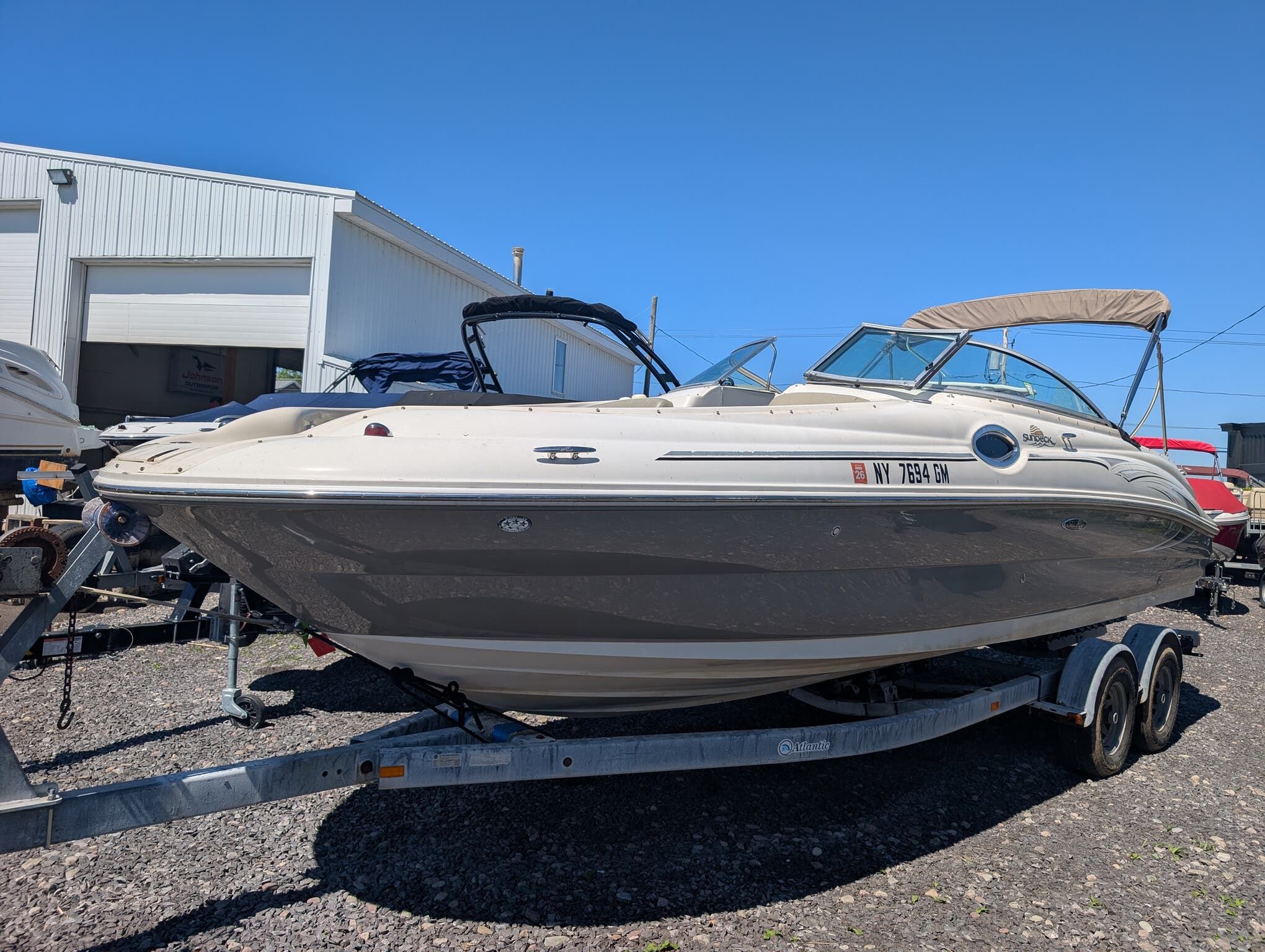 2006 Sea Ray 240 Sundeck
