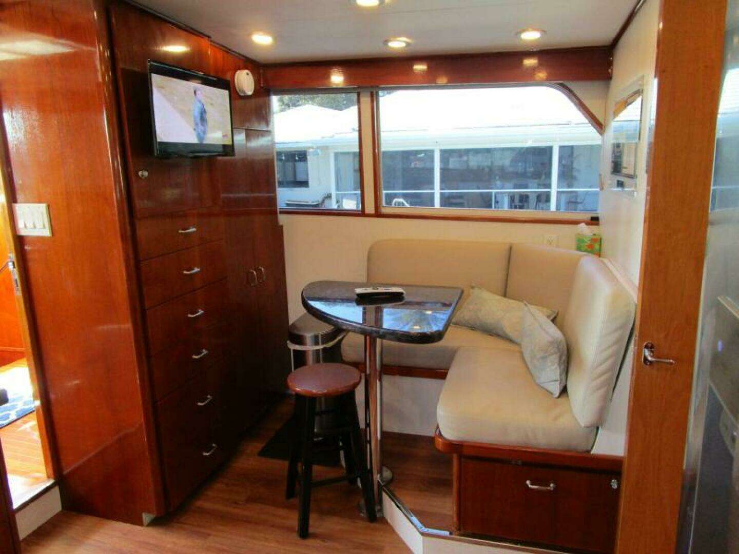 1986 Burger Flush Deck with Flybridge - Image 10