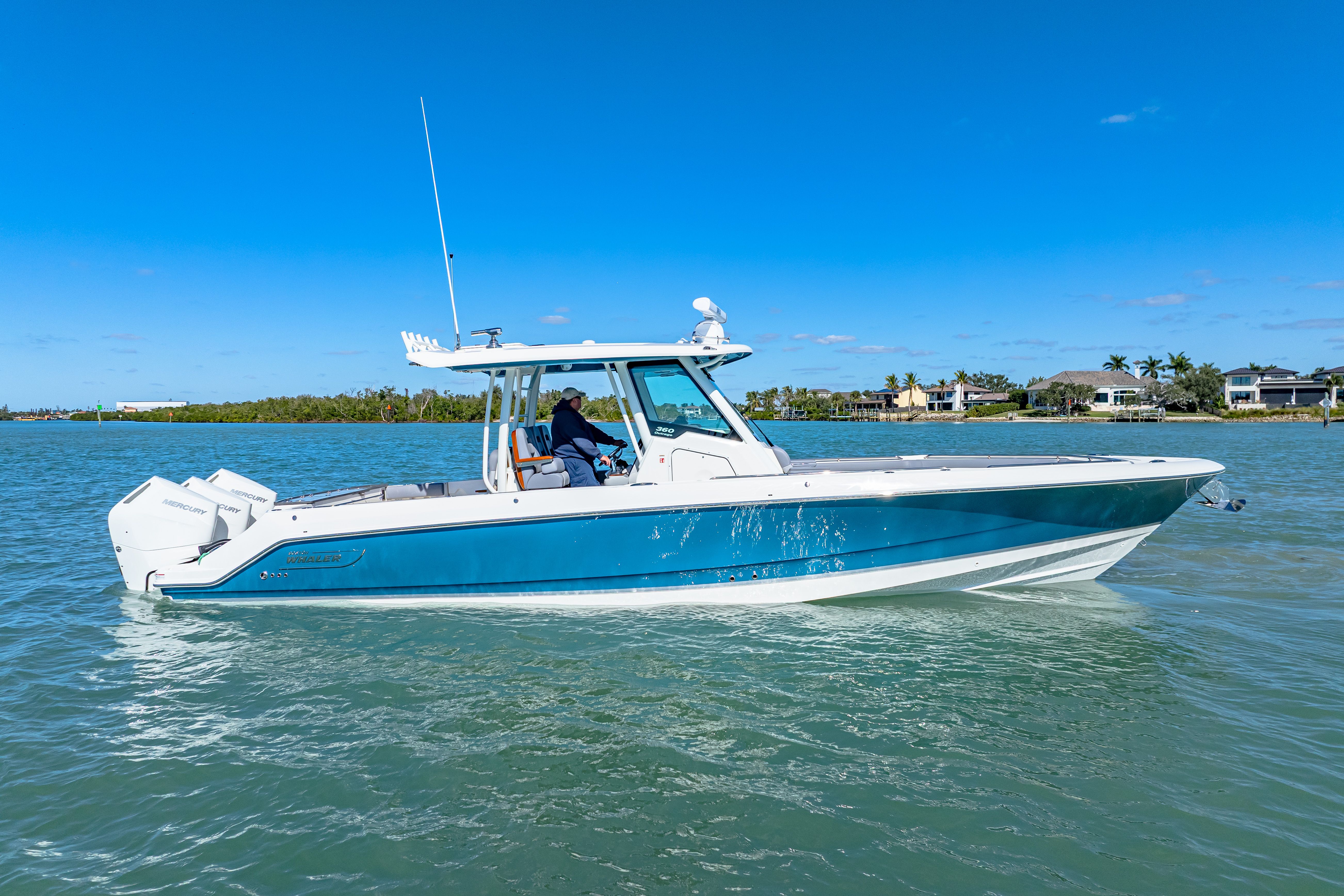 2026 Boston Whaler 360 Outrage