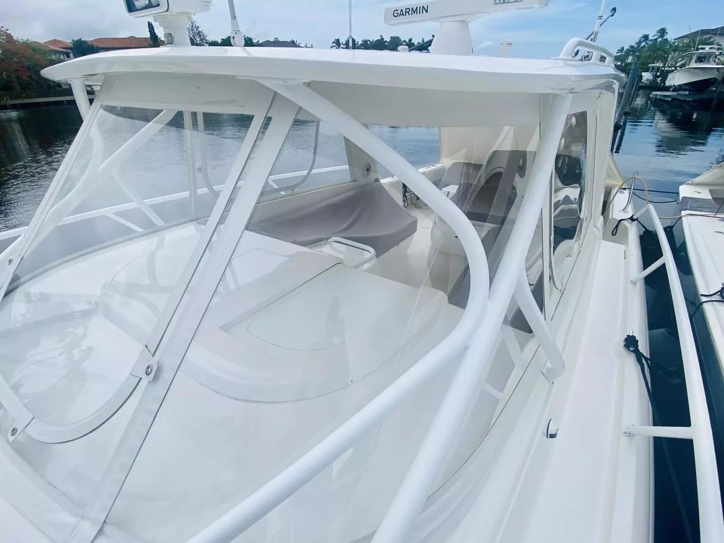 2008 Intrepid 390 Sport Yacht - Image 13