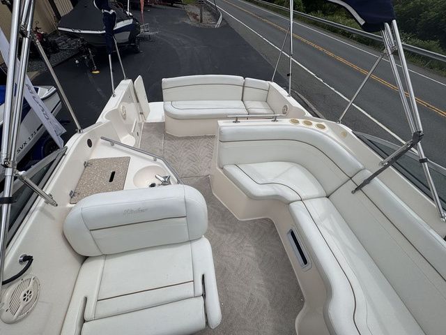 2005 Rinker Fiesta Vee 270 - 11