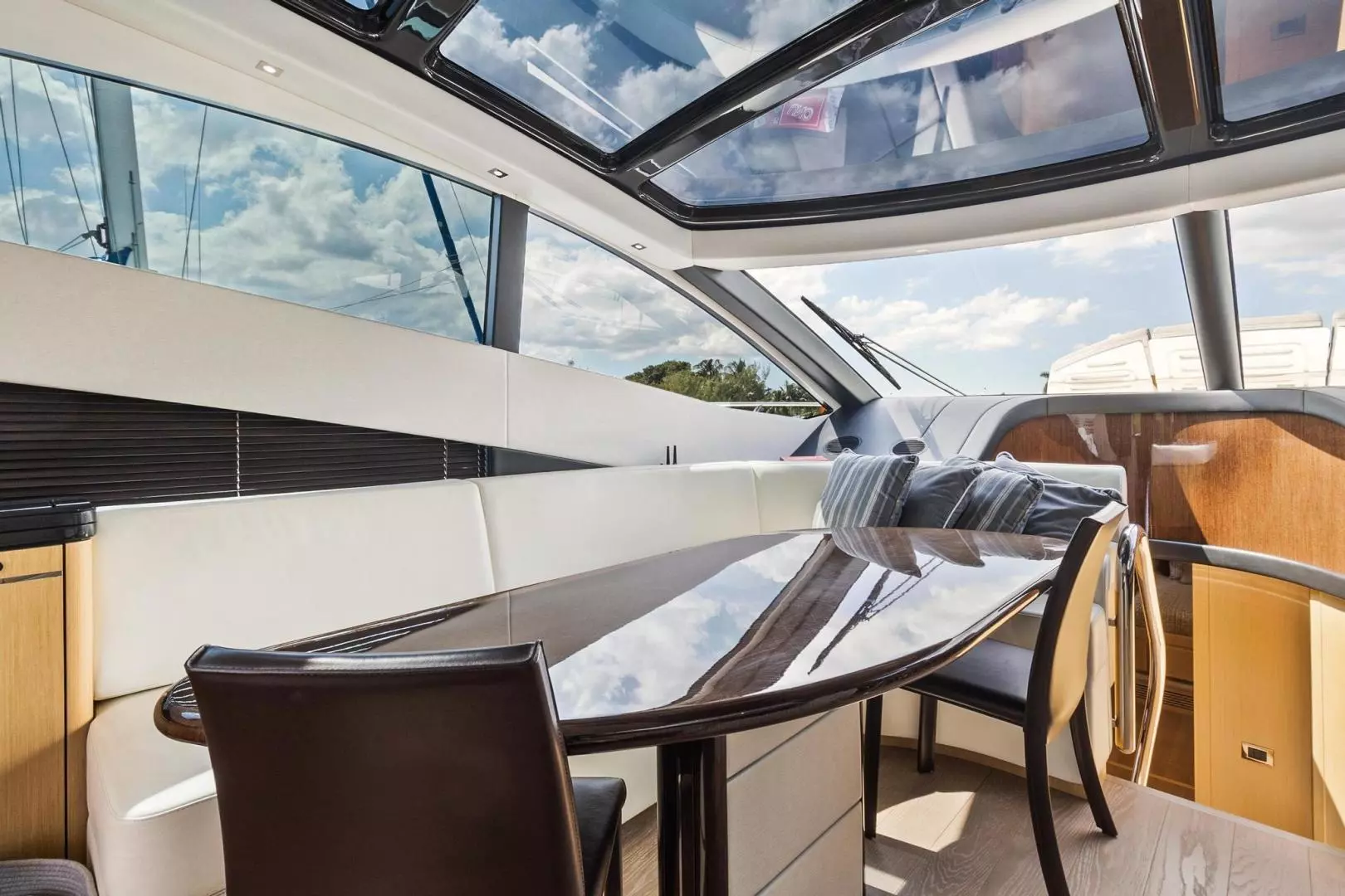 2018 Sunseeker Predator 68 - Image 21