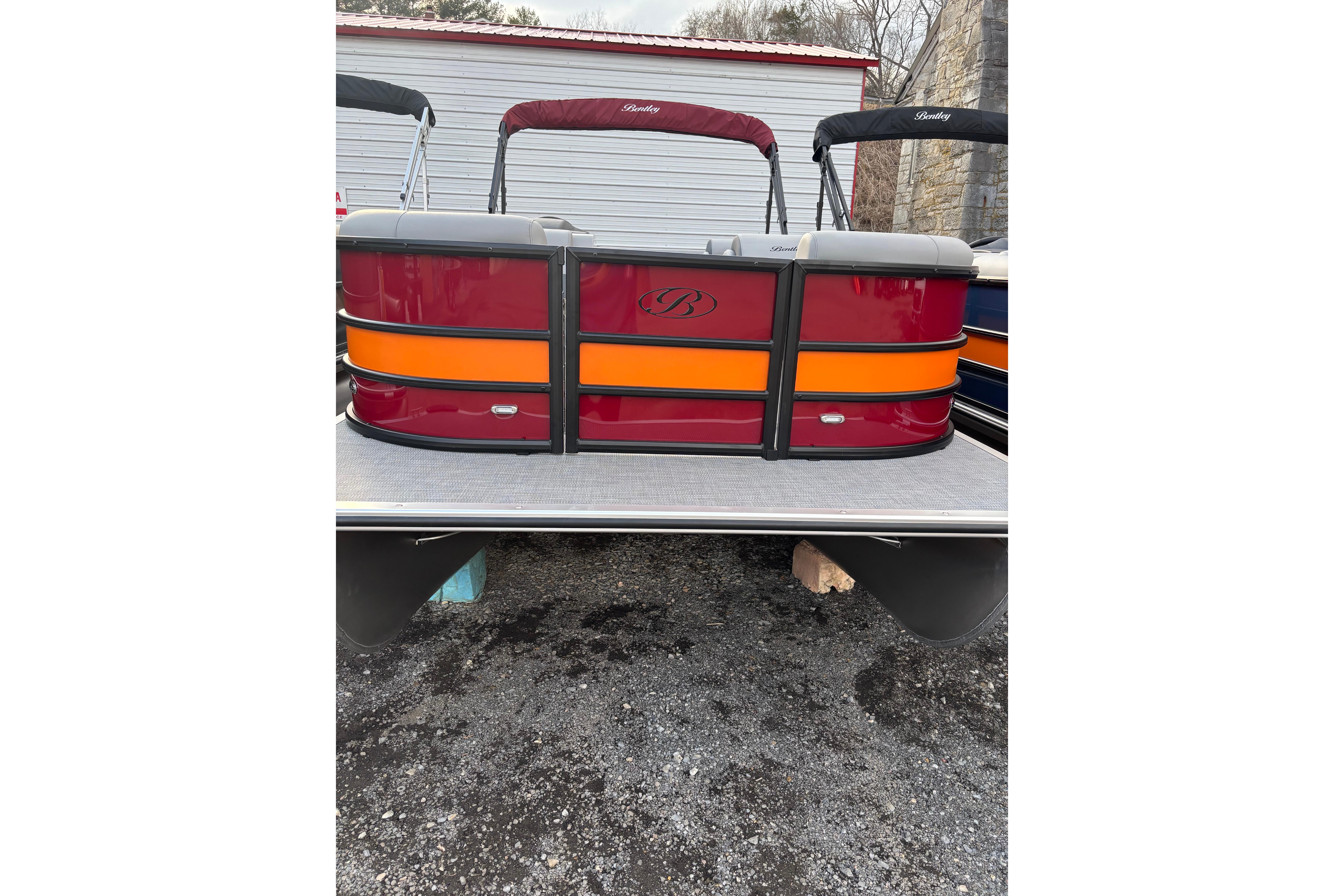 2026 Bentley Pontoons Legacy 220 Cruise XL
