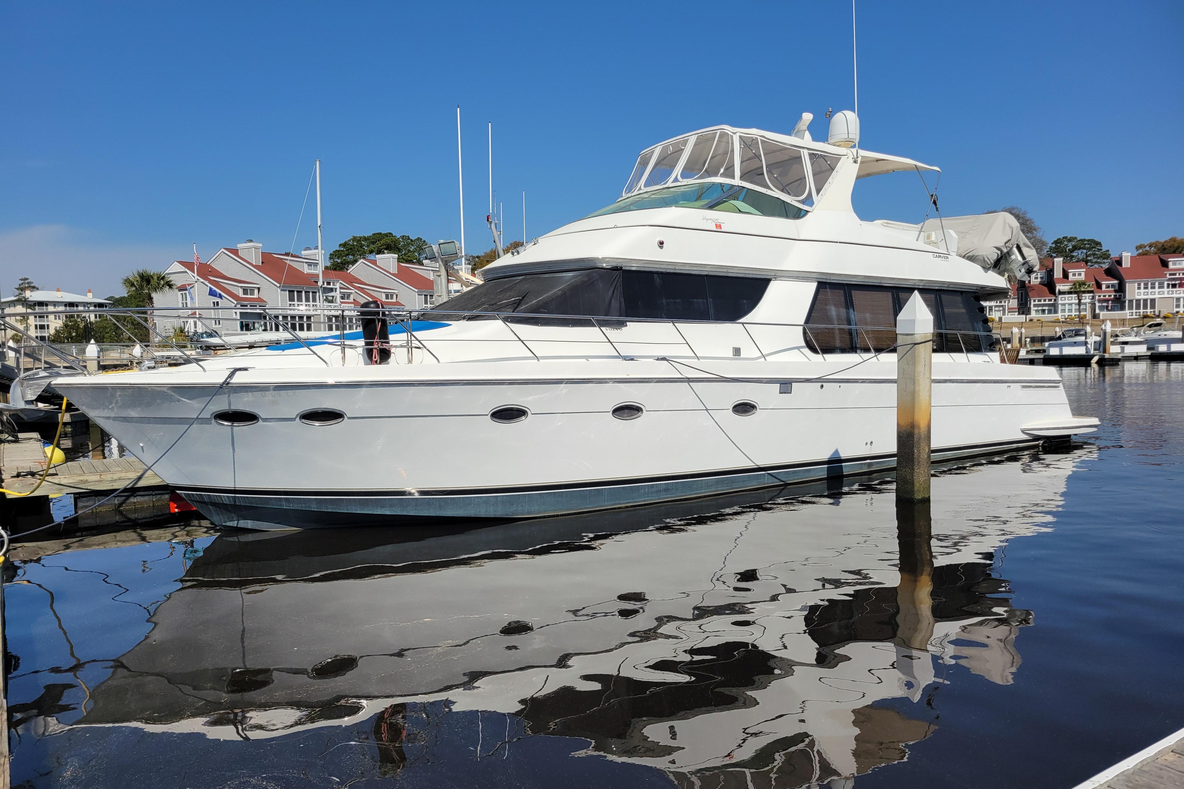 2001 Carver 570 Voyager Pilothouse
