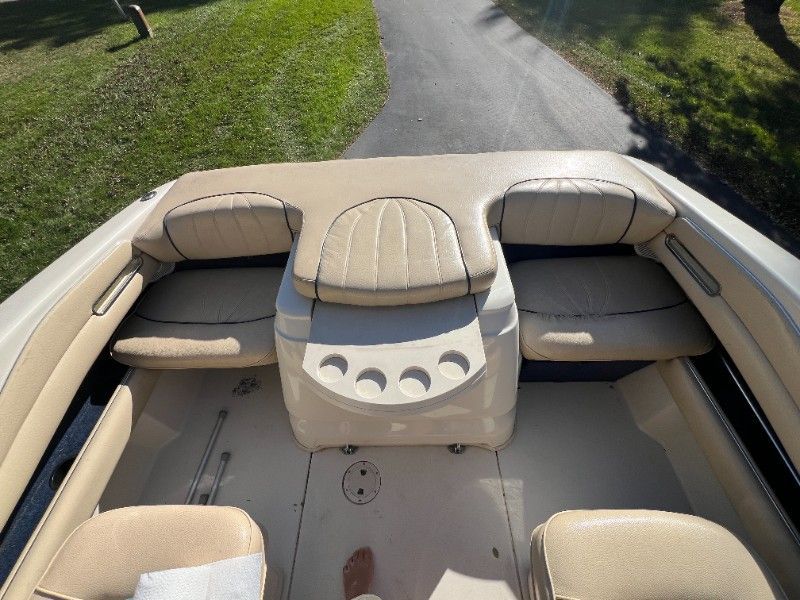 1999 Sea Ray 230 Overnighter - 64