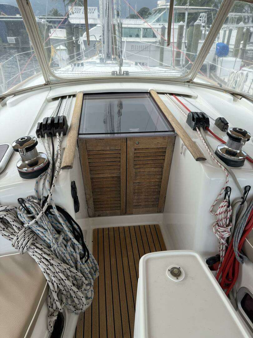 2012 Beneteau 43 - Image 65