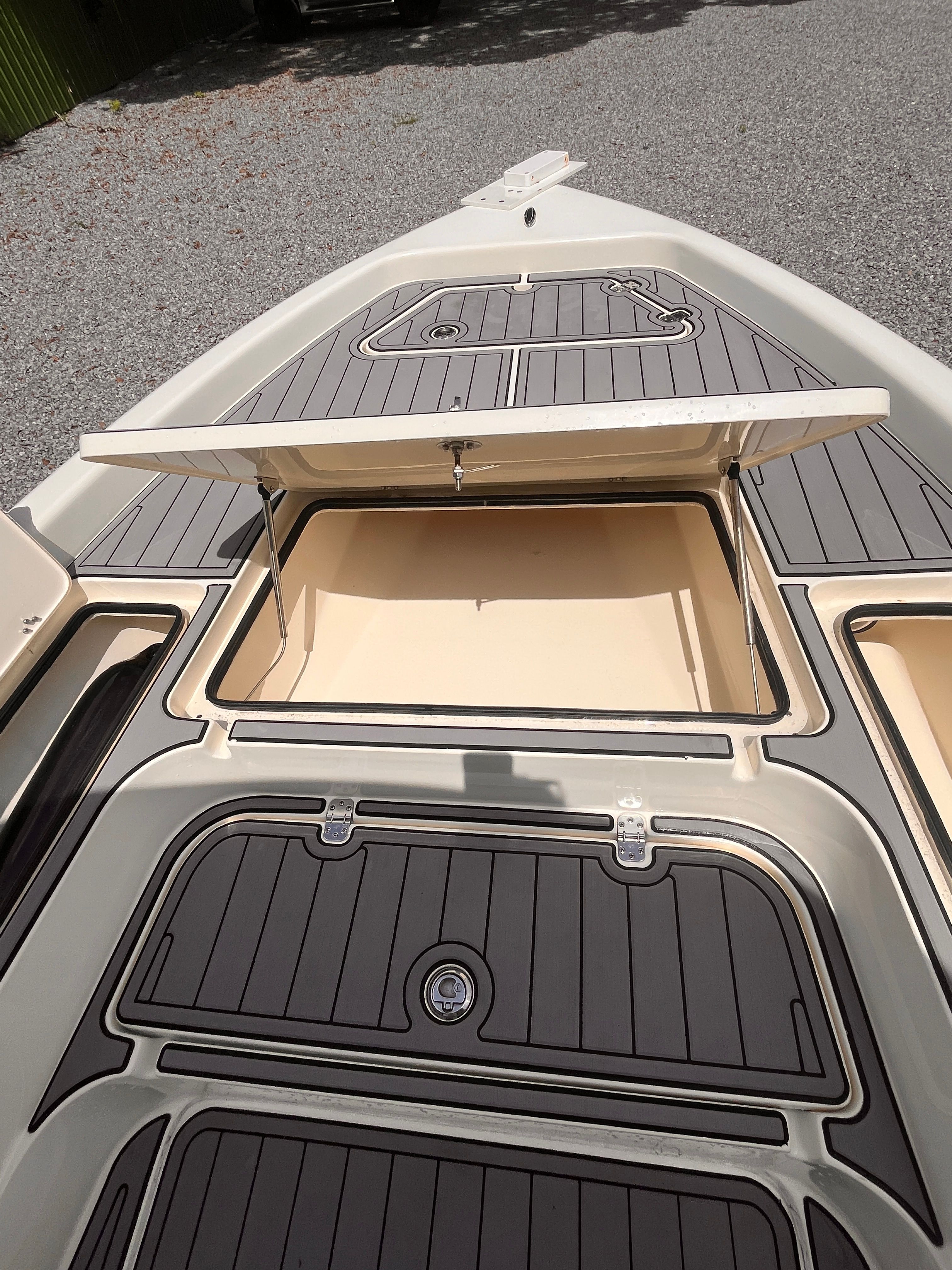 2021 ShearWater 23LTZ - 35