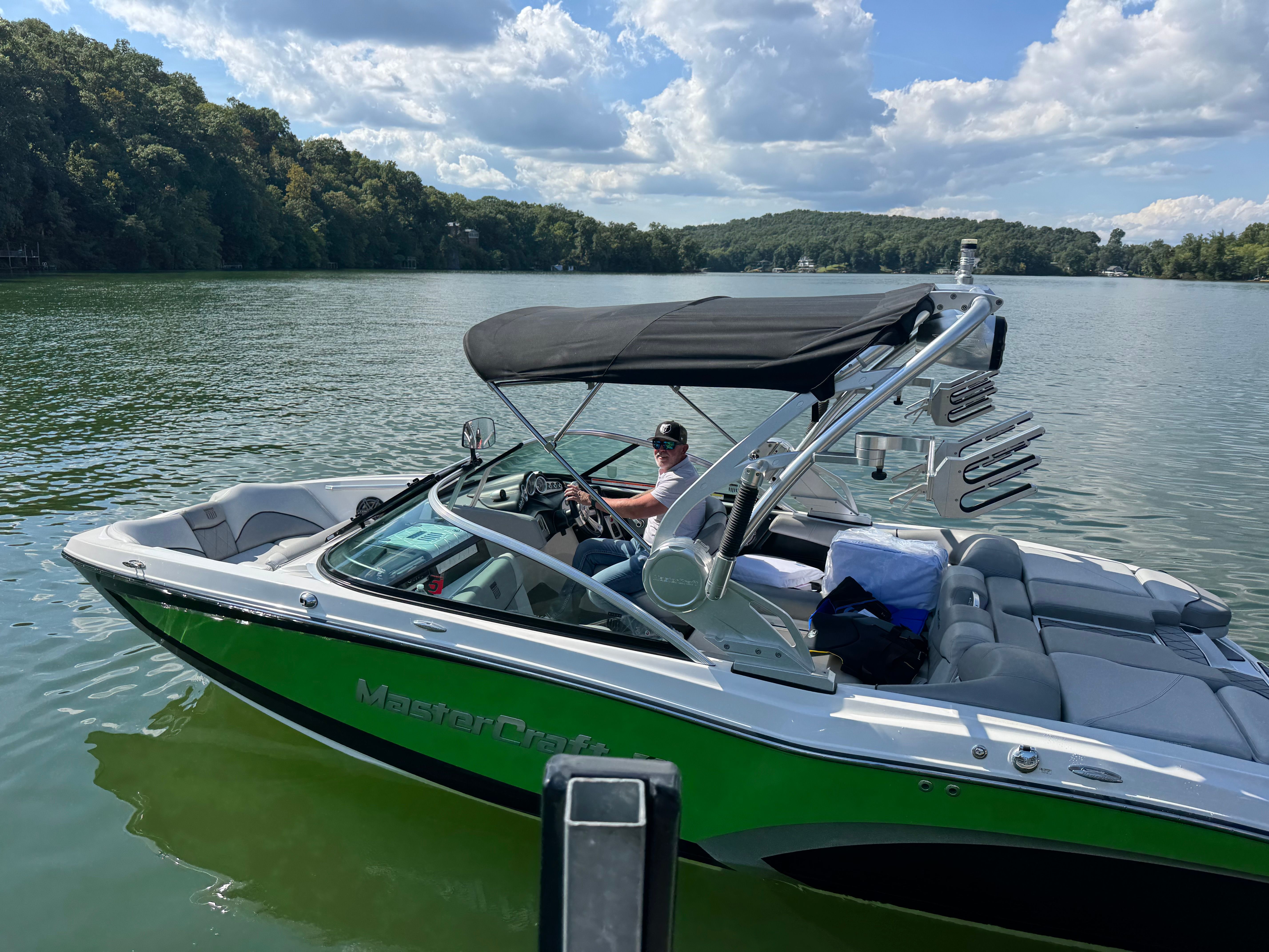2015 MasterCraft X20 - 4