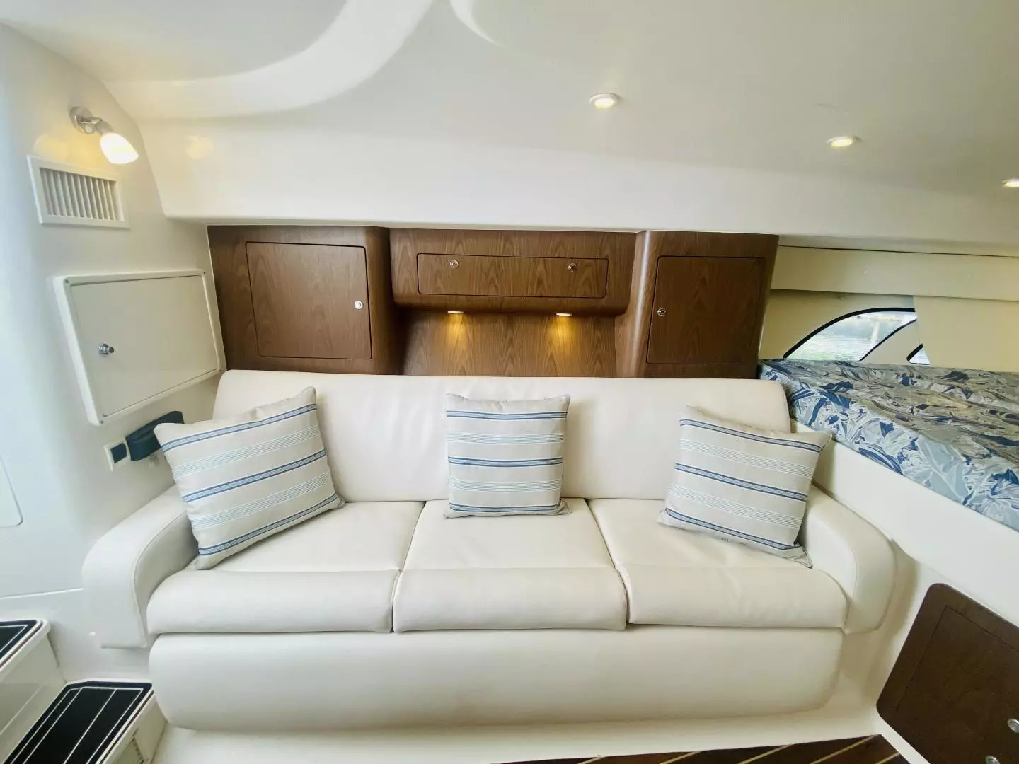 2008 Intrepid 390 Sport Yacht - Image 55