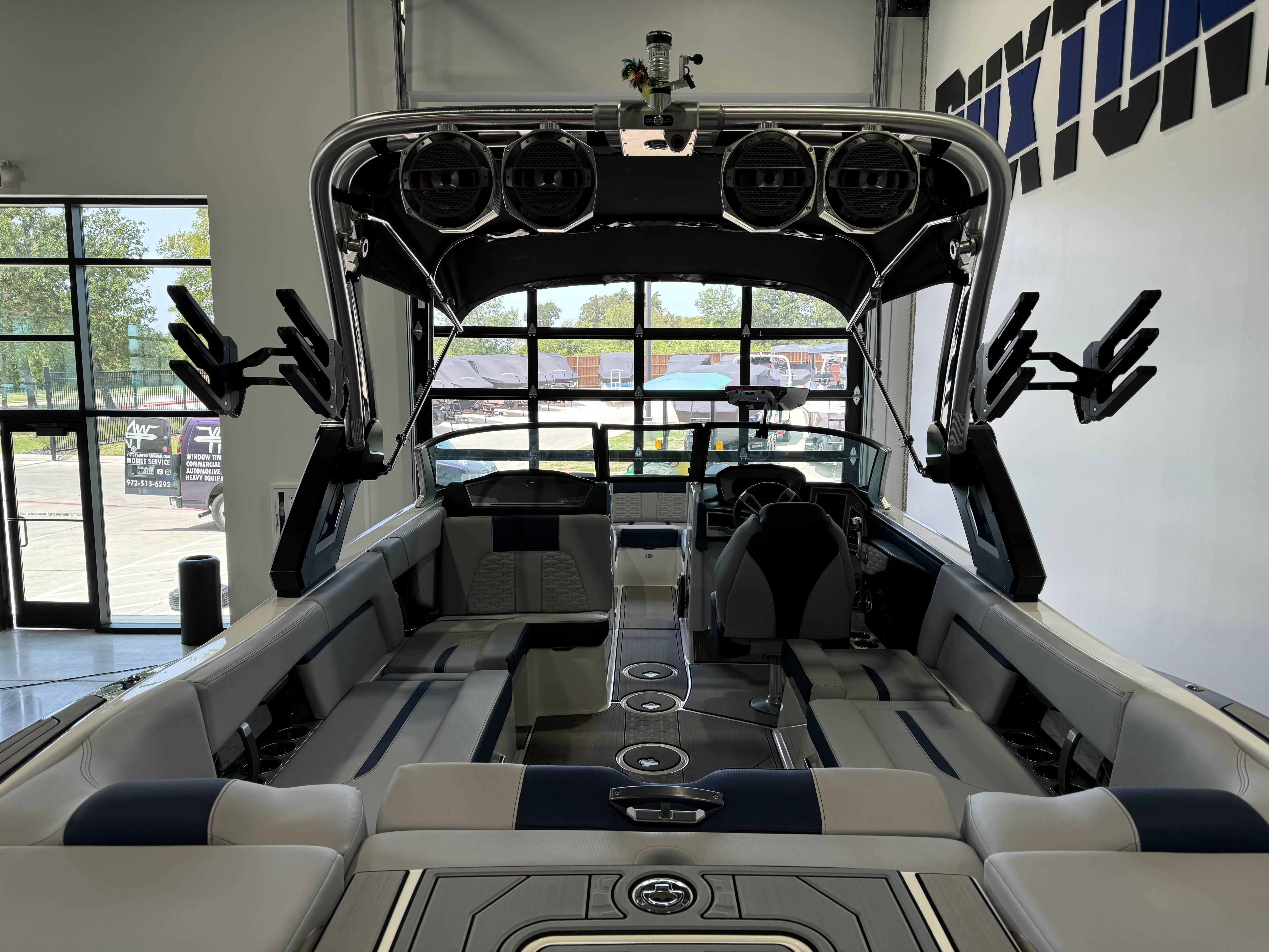 2022 MasterCraft X24 - 9