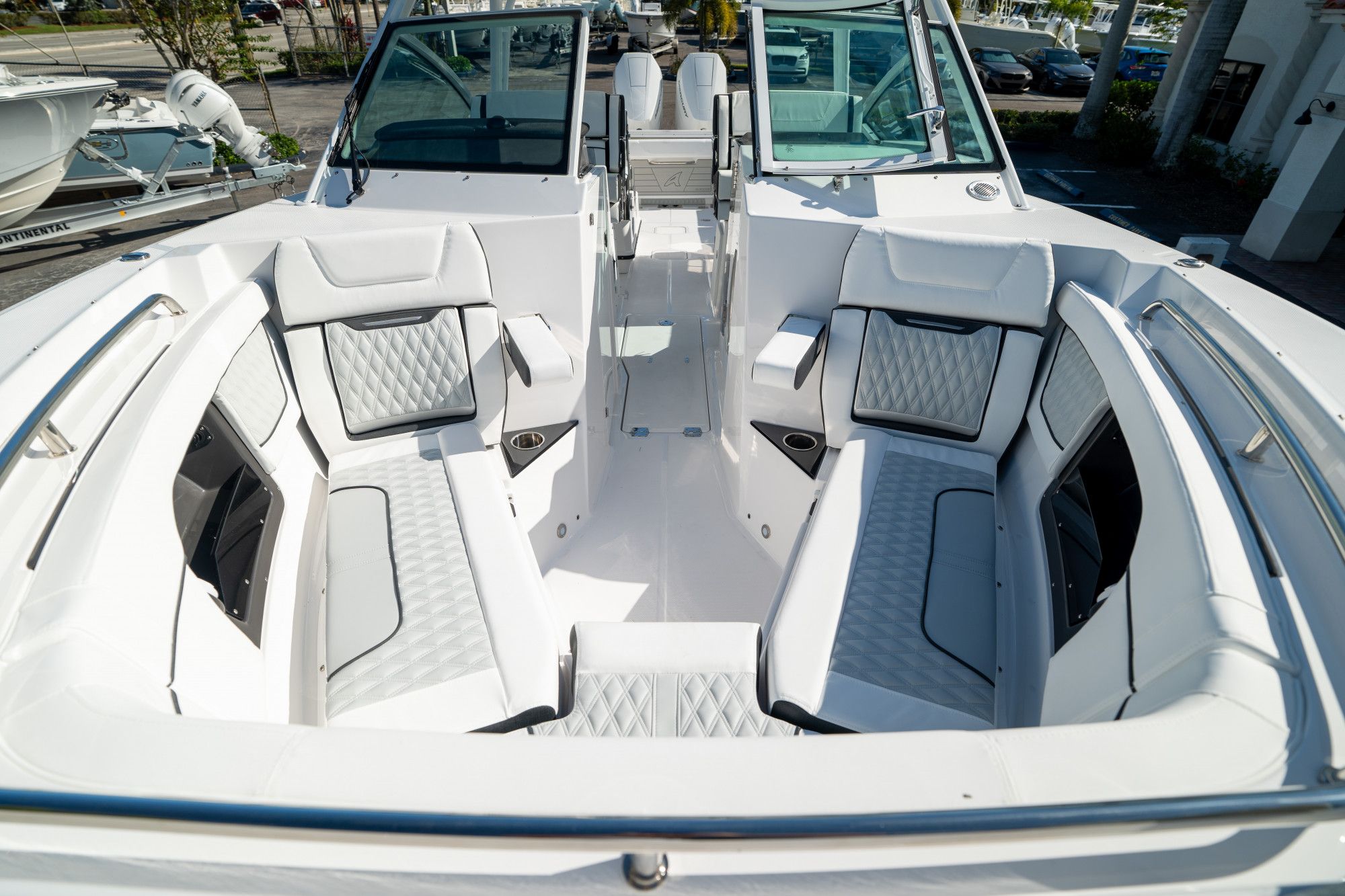 2024 Blackfin 302 DC - 51
