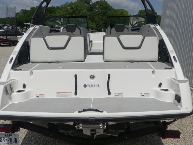 2022 Yamaha Boats AR250 - 21