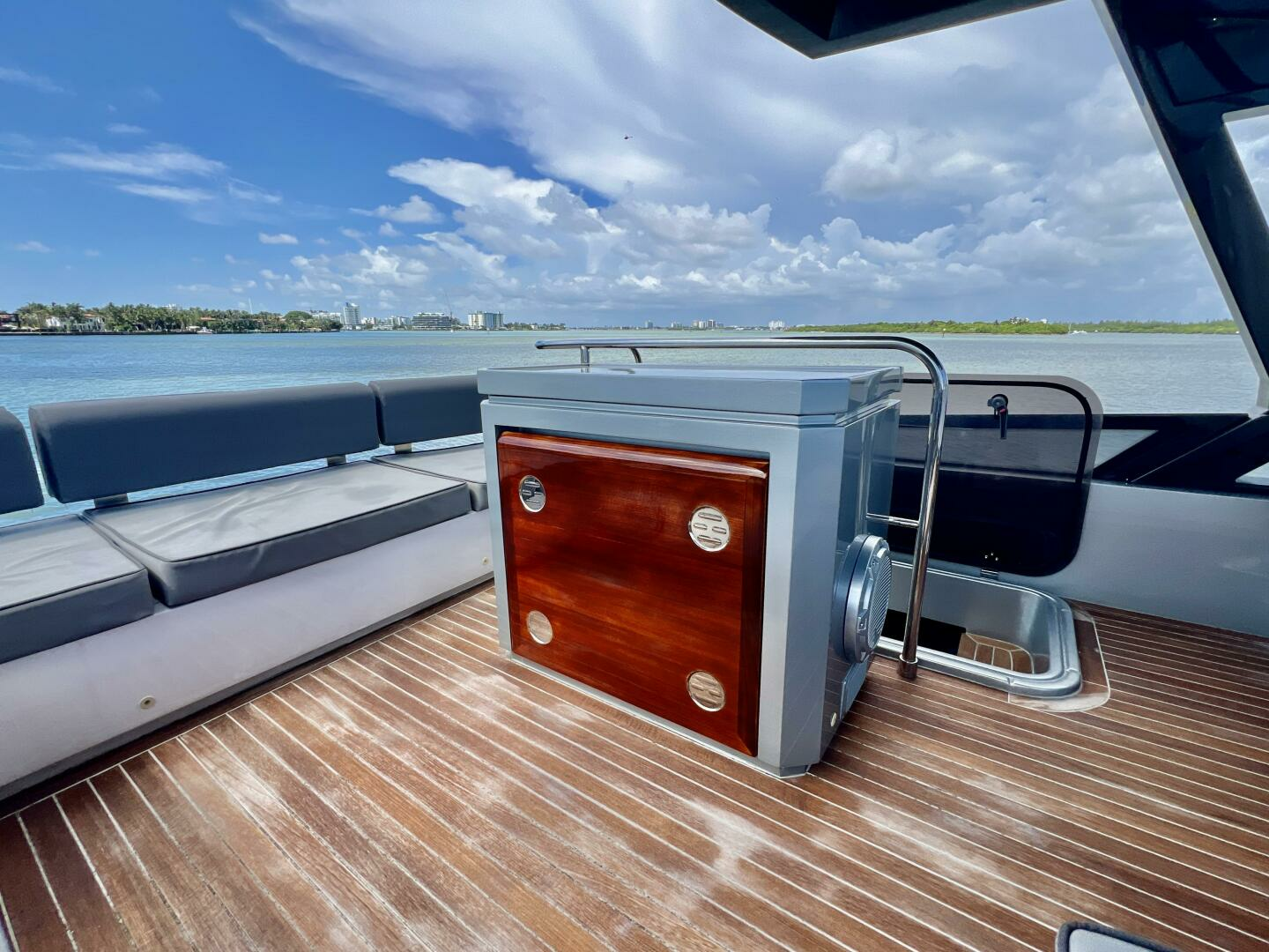 2022 Okean Flybridge 50 - Image 39