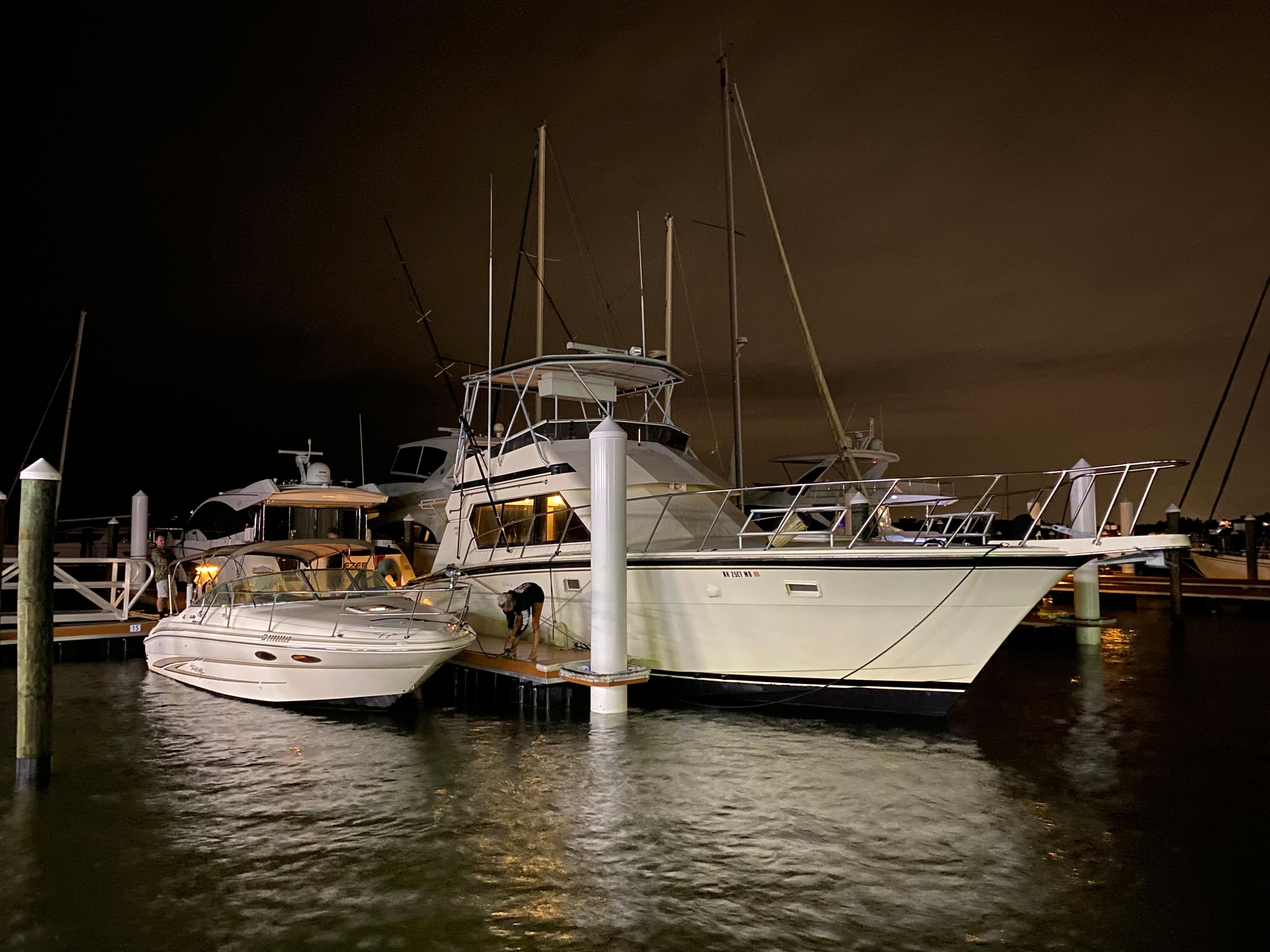 1988 Hatteras 48conv - 19