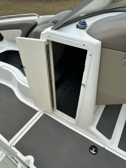 2012 Yamaha Boats 242 Limited - 16