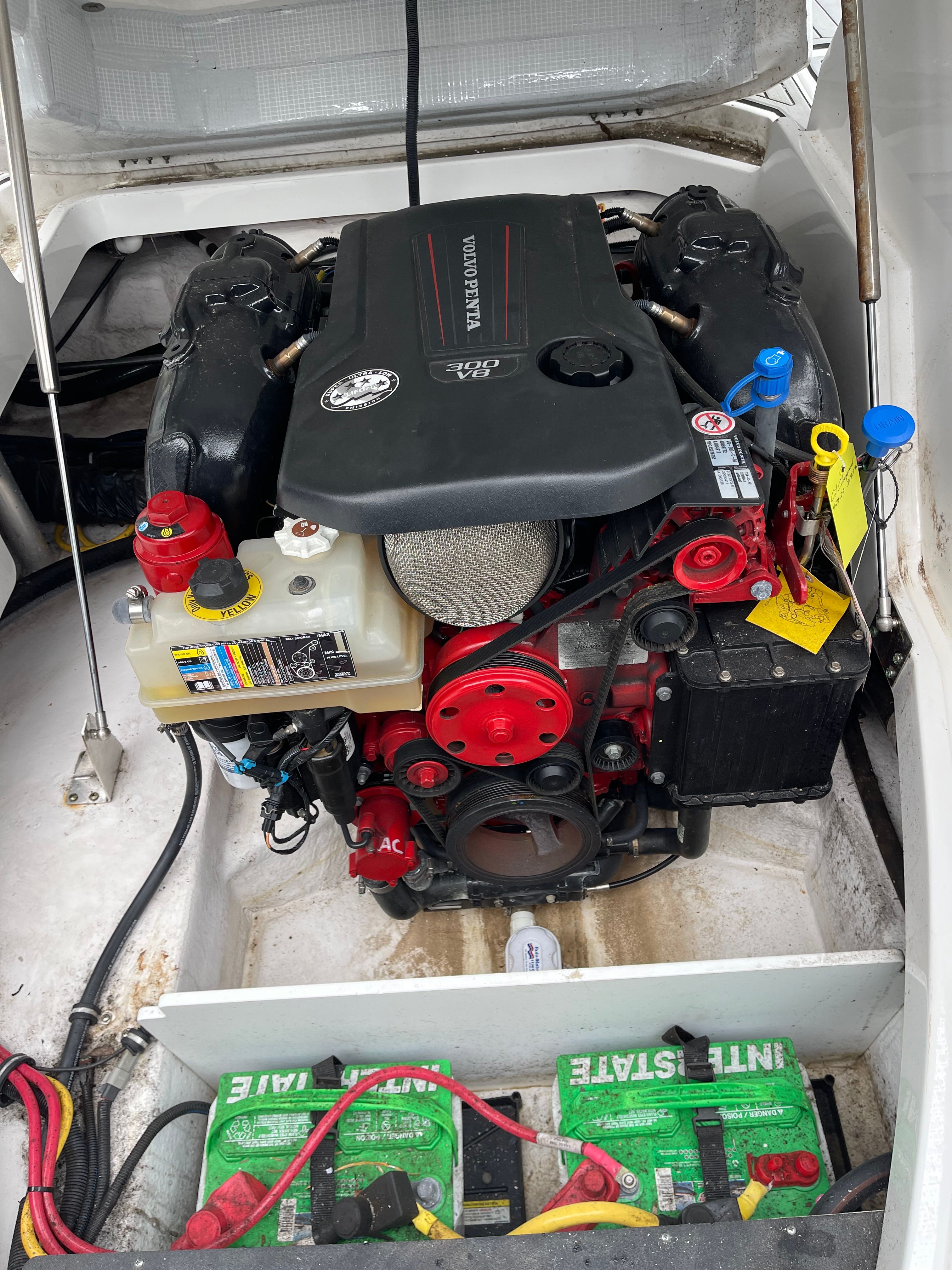 Engine compartment of a 2019 Monterey 258SS Super Sport boat.