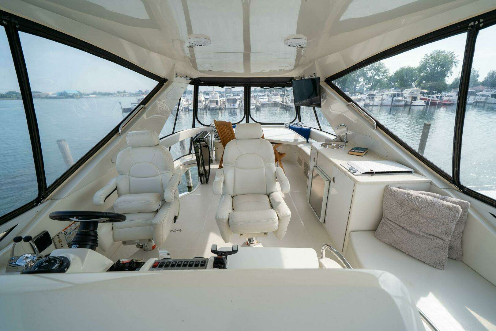 2007 Marquis 55 LS - Image 4