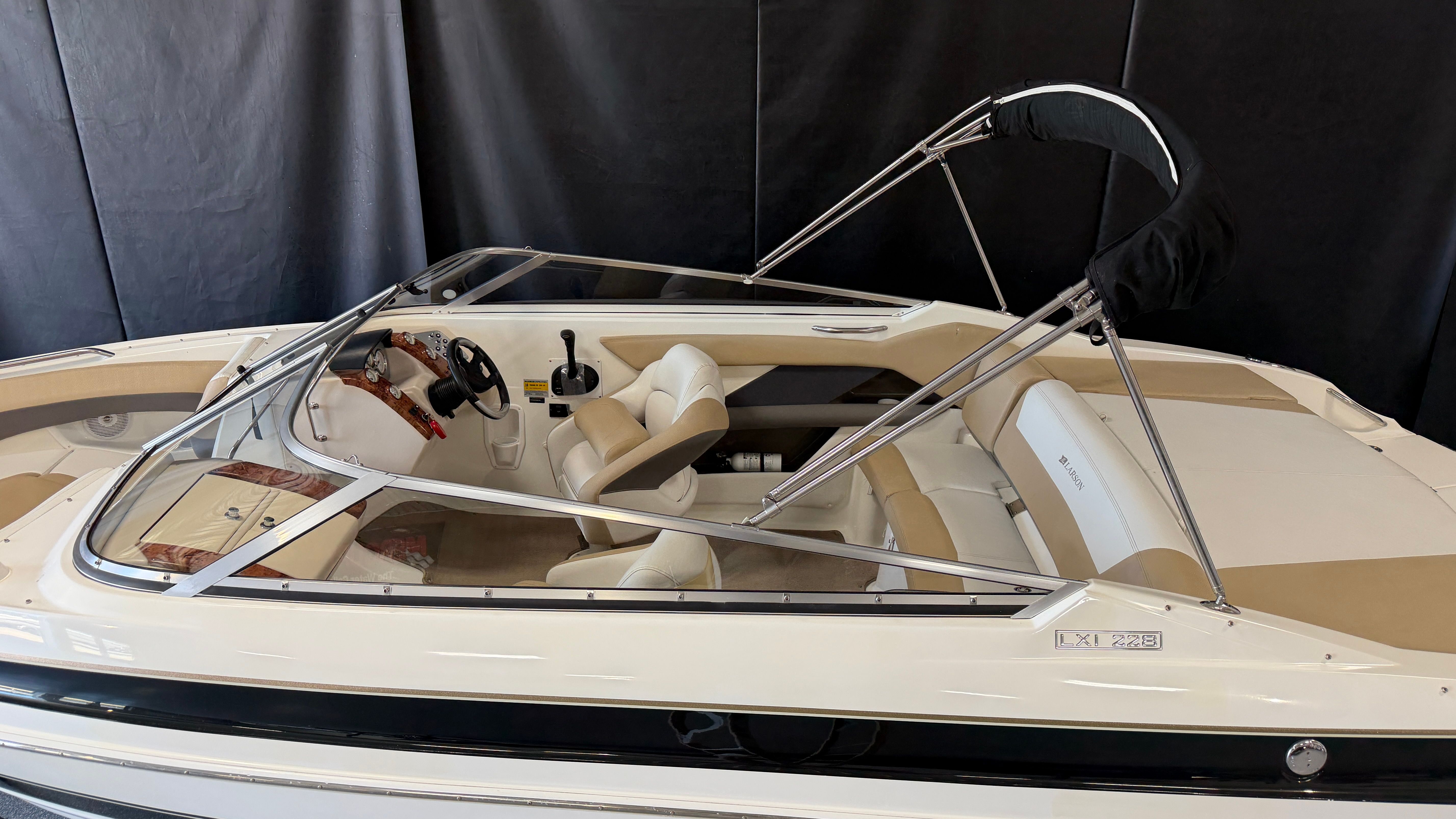2005 Larson LXi 228 - 6