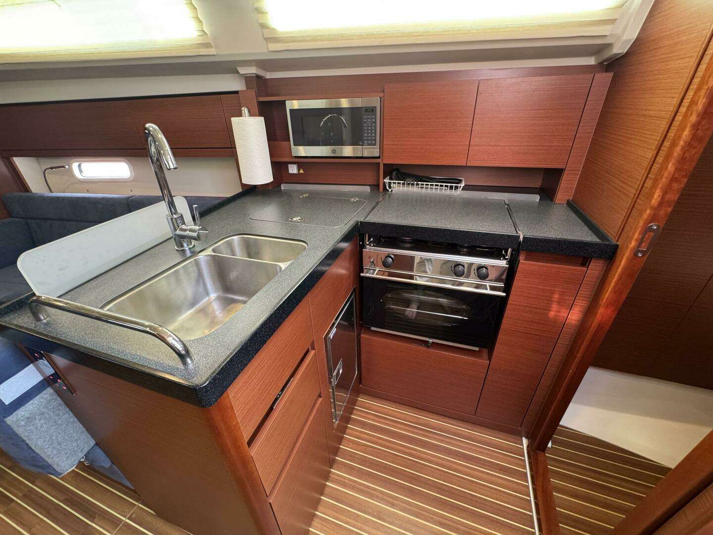 2018 Hanse 348 - Image 47