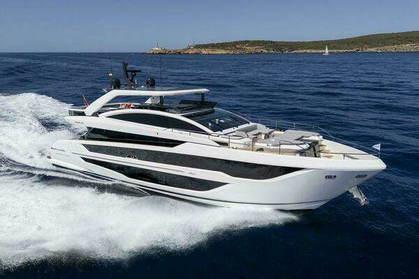2026 Pearl 82