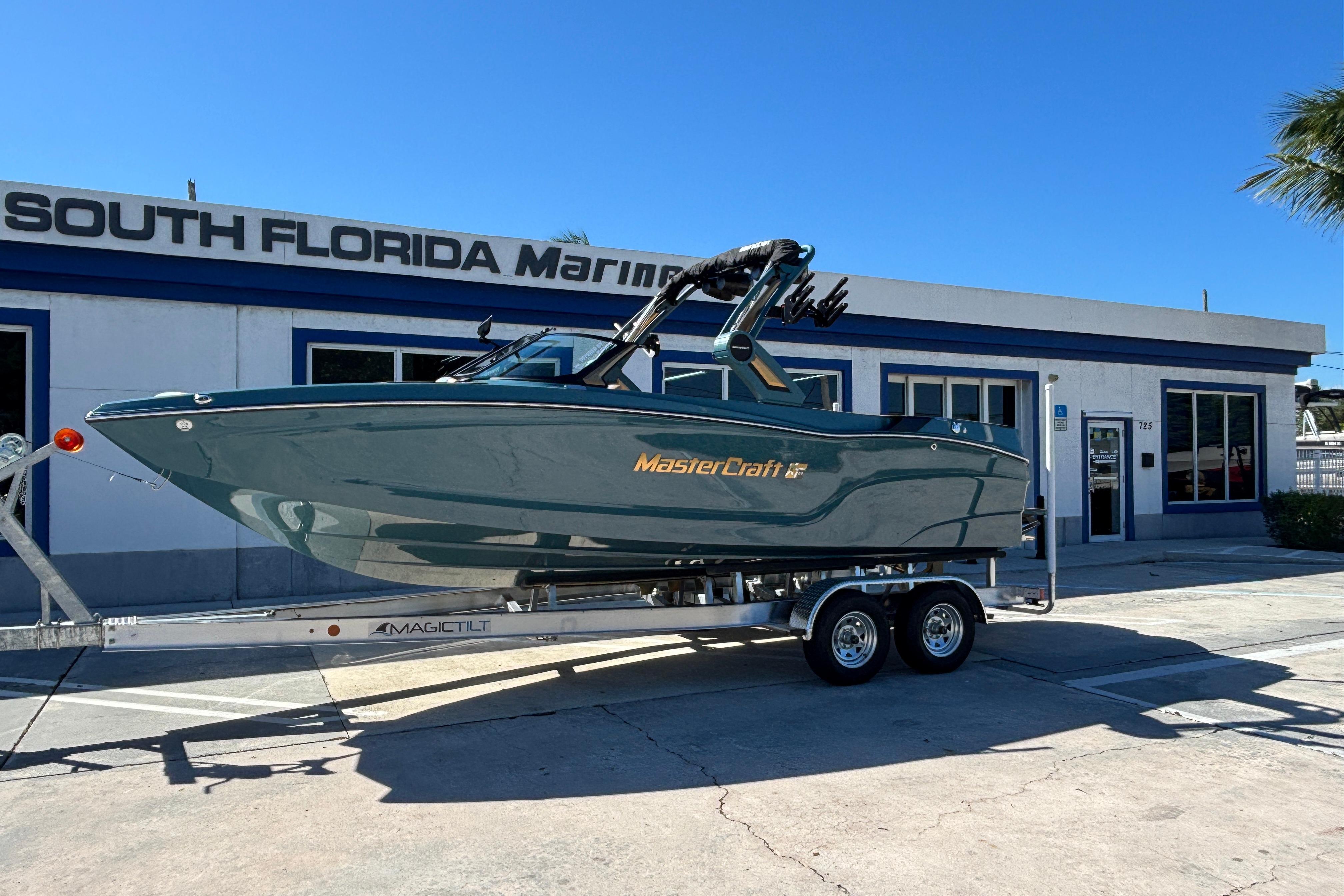 2026 MasterCraft XT24