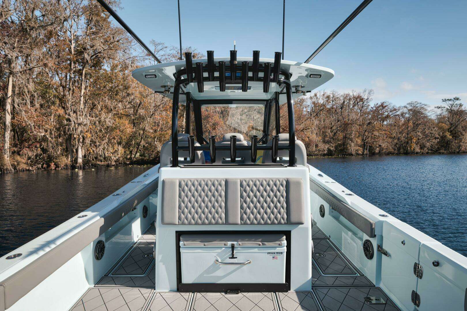 2026 Front Runner 39 Center Console - Image 14