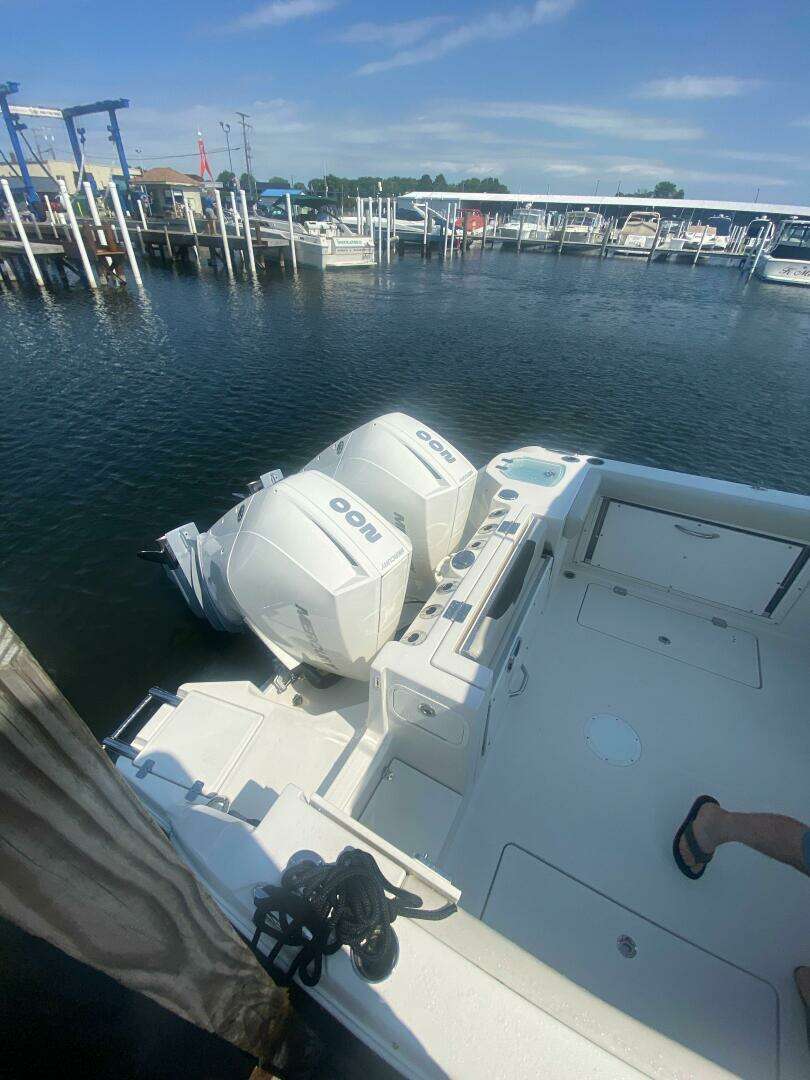 2022 Sailfish 276 Dual Console - Image 12