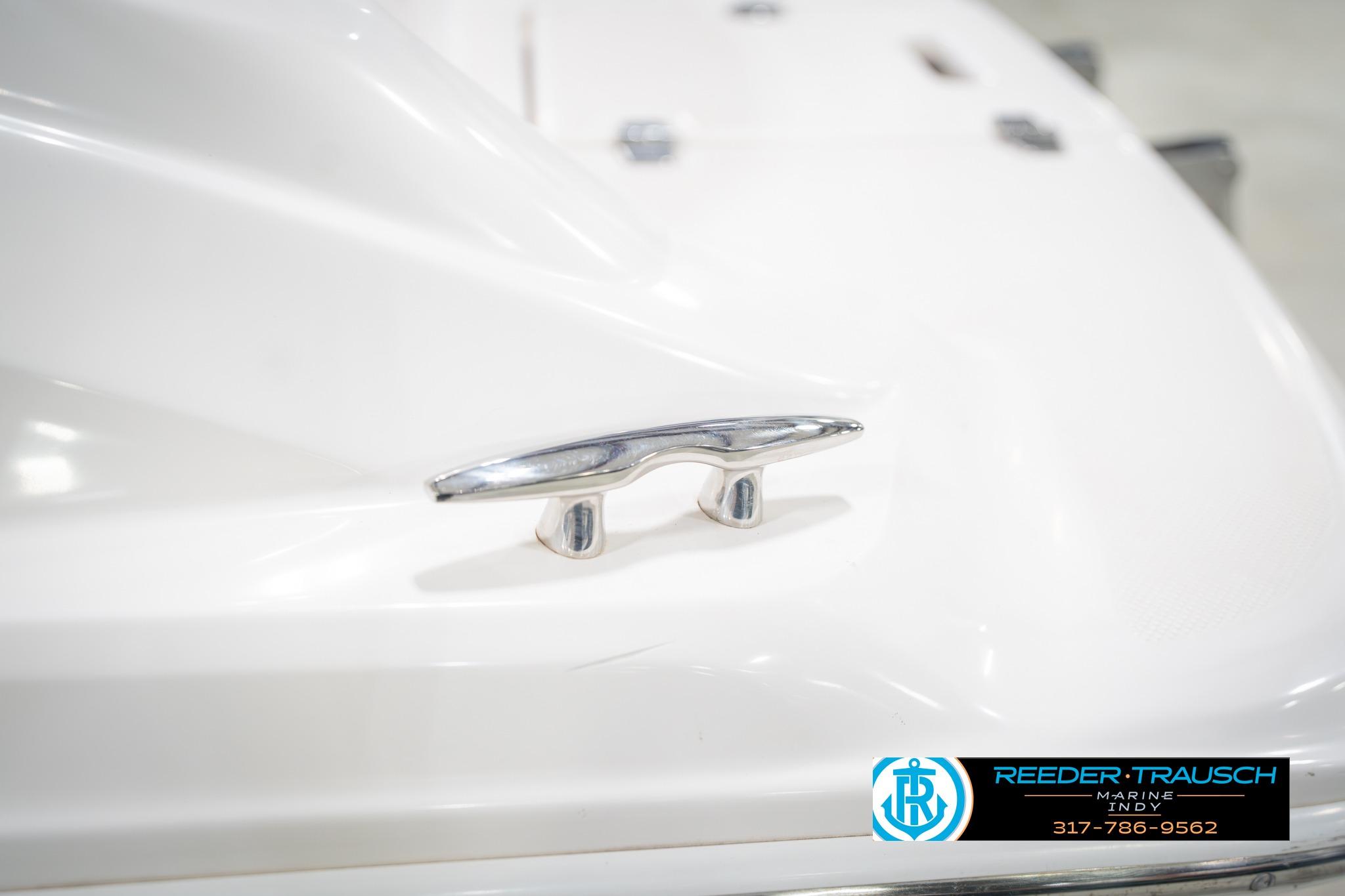 2015 Regal 2000 ESX Bowrider boat cleat detail with Reeder Trausch Marine logo.