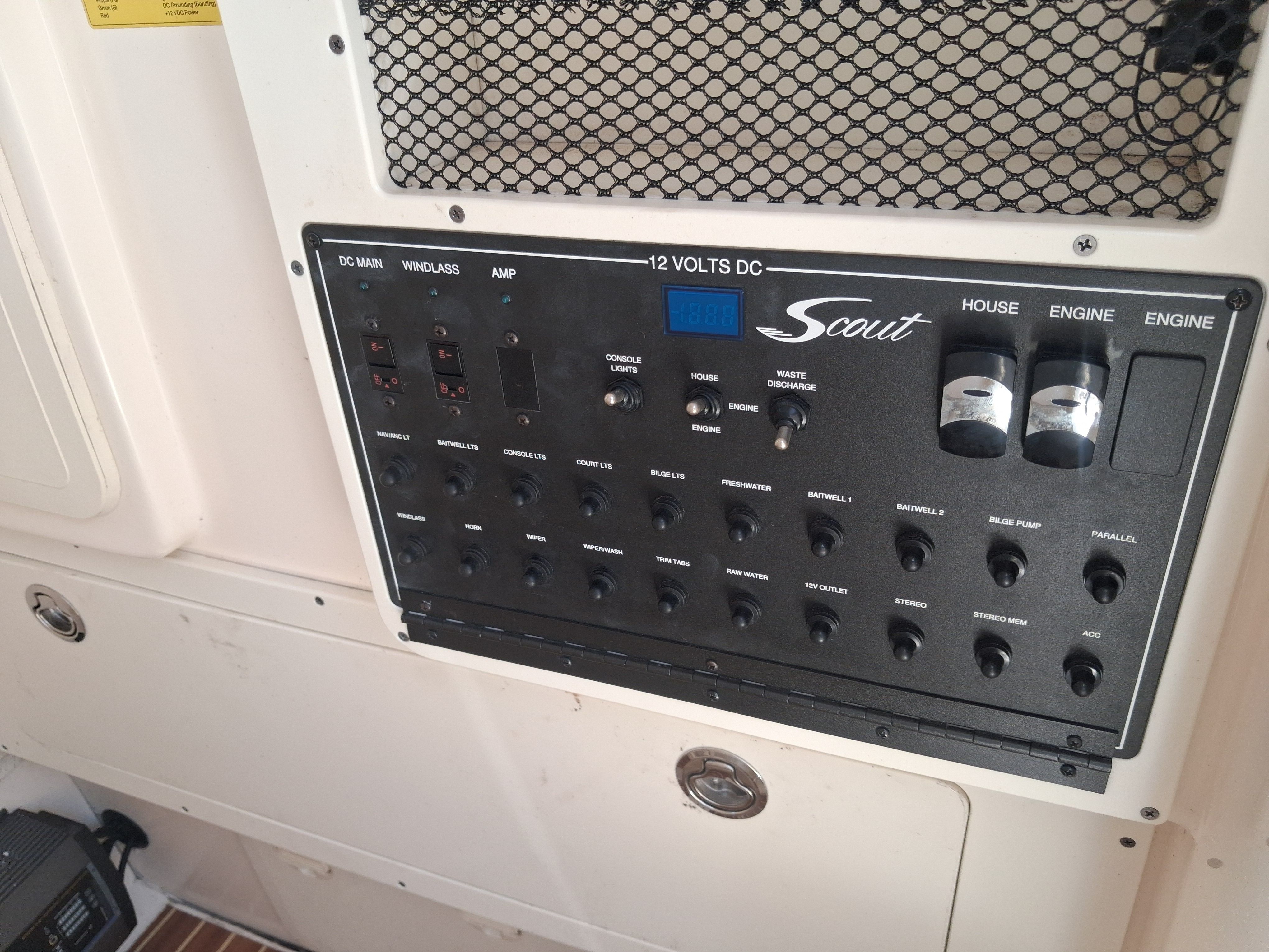 Control panel of a 2018 Scout 255LXF boat.