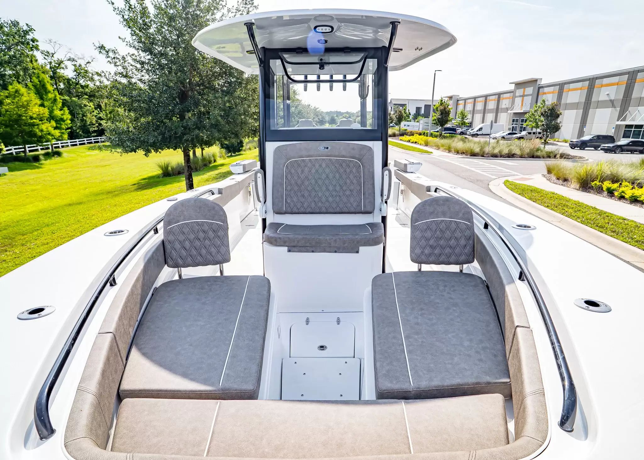 2027 Sea Hunt Ultra 285 SE - 23