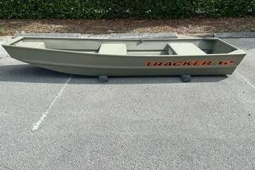 2026 Tracker Grizzly 12 Jon