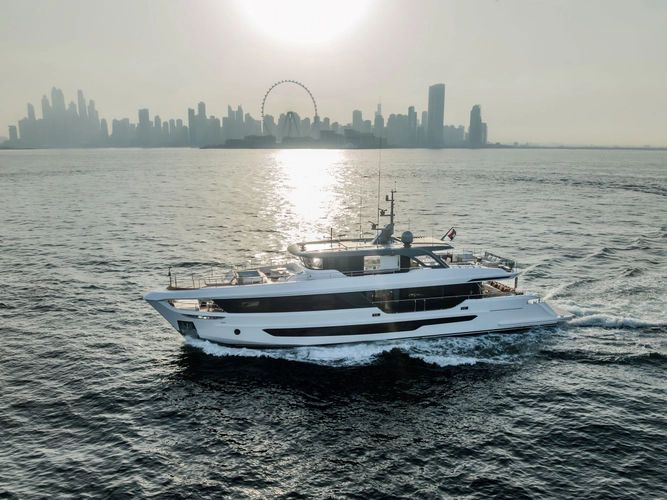 2027 Majesty 100 Terrace