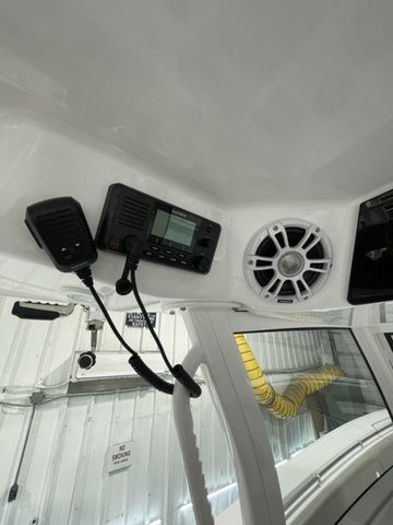 2024 Sportsman Open 352 Center Console - 25