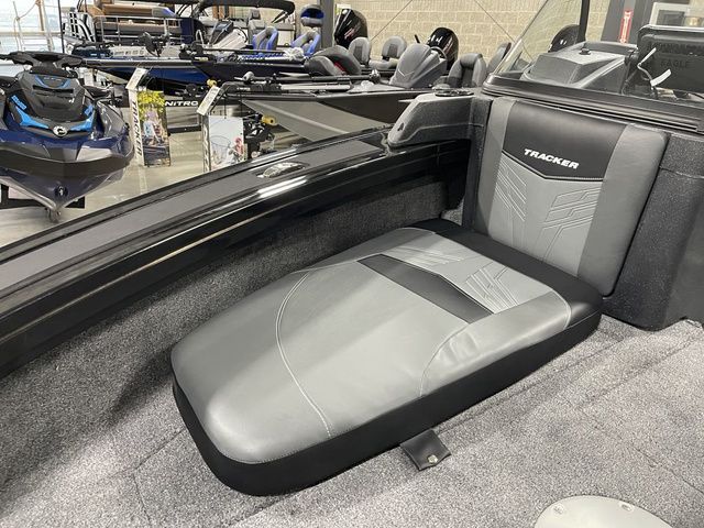 2026 Tracker Targa™ V-19 Combo - 56