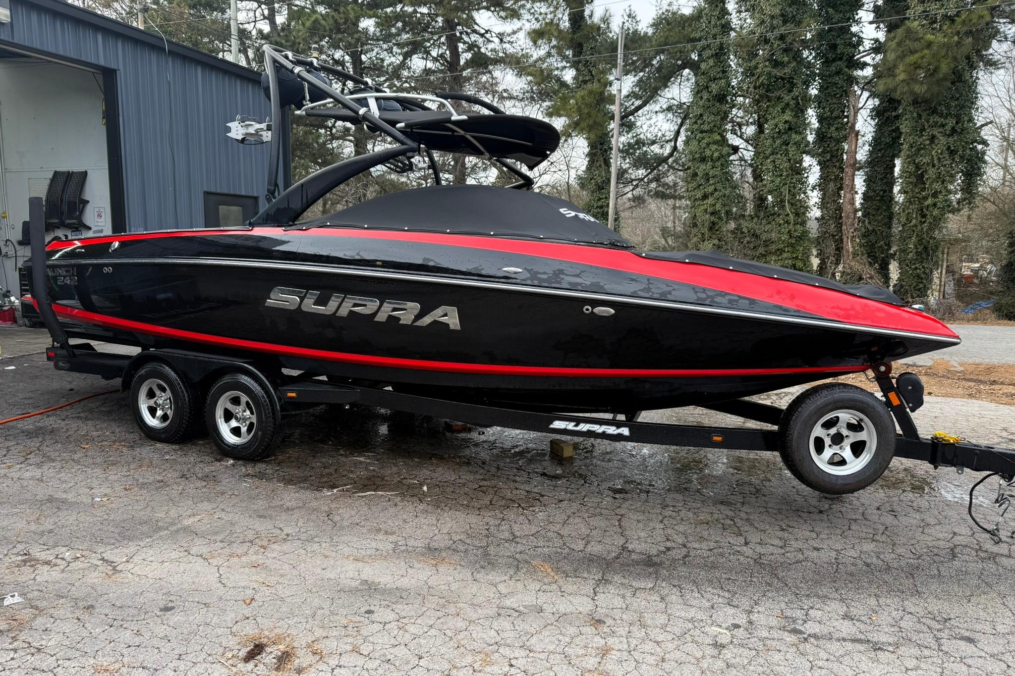 2011 Supra Launch 242