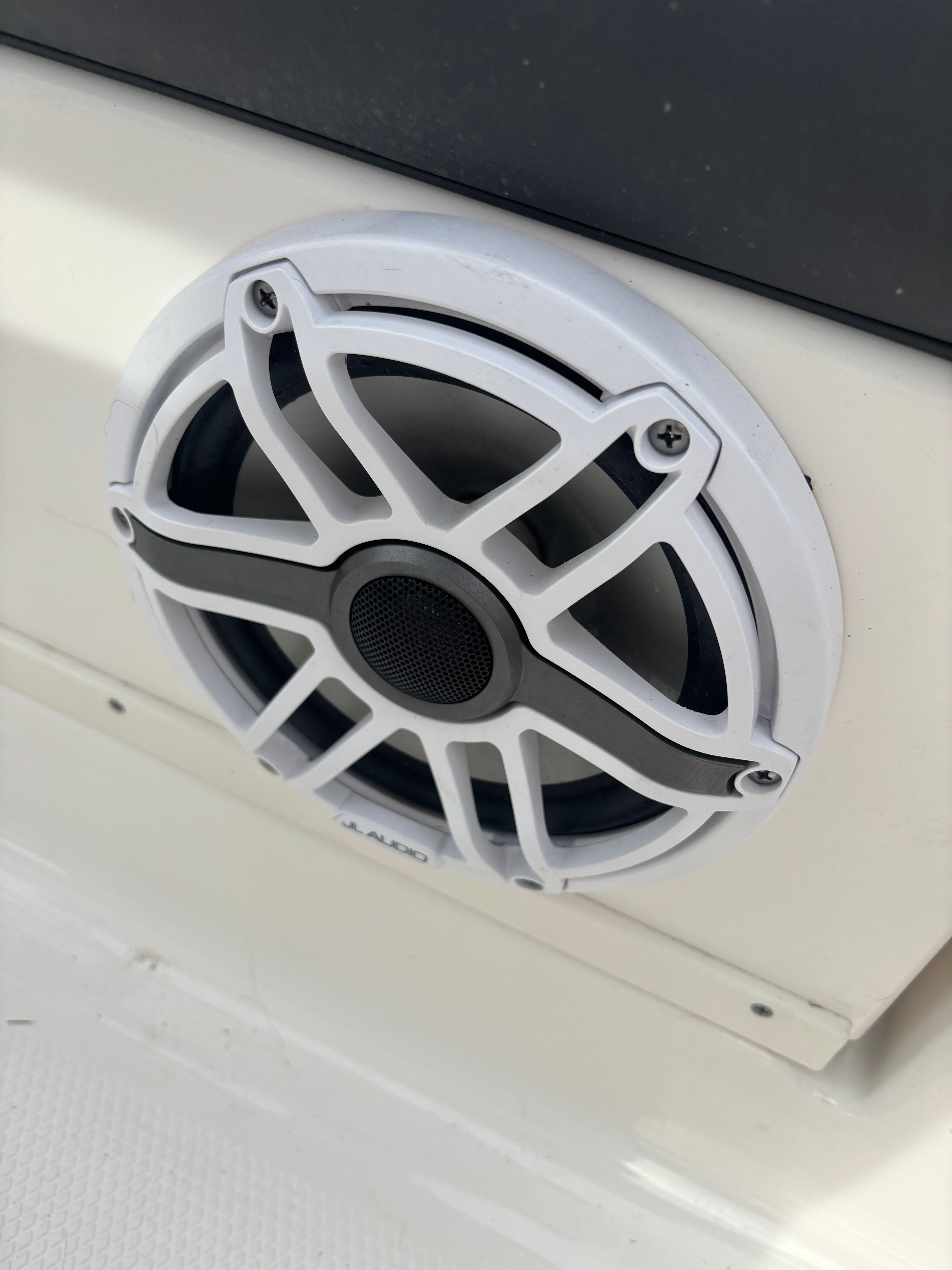 2024 Robalo CAYMAN - 22