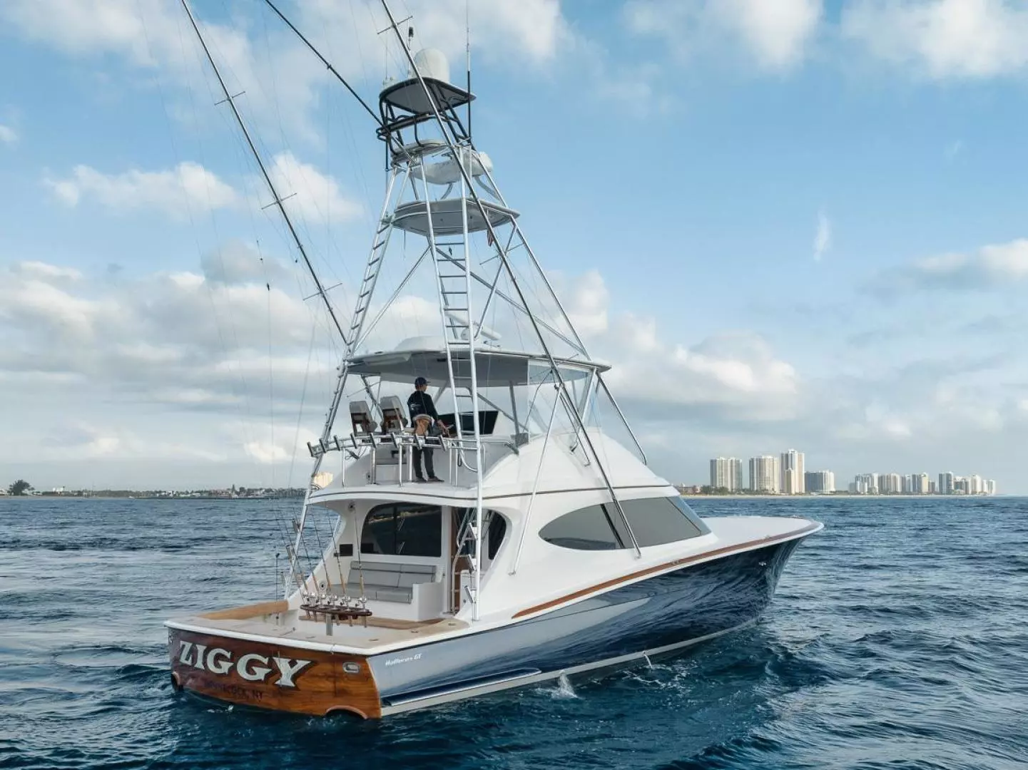 2020 Hatteras Convertible GT59 - Image 39