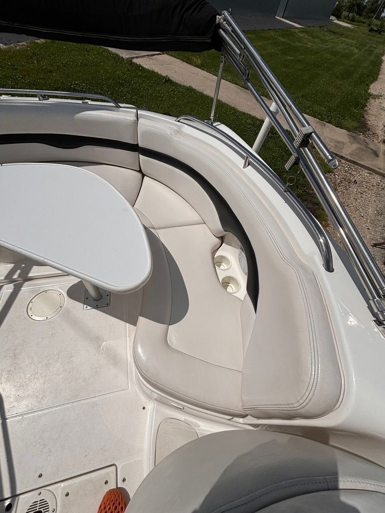 2002 Chaparral Sunesta 243 - 33