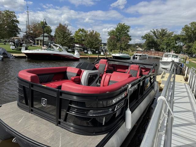 2024 Godfrey Marine Aquapatio 235 ULC