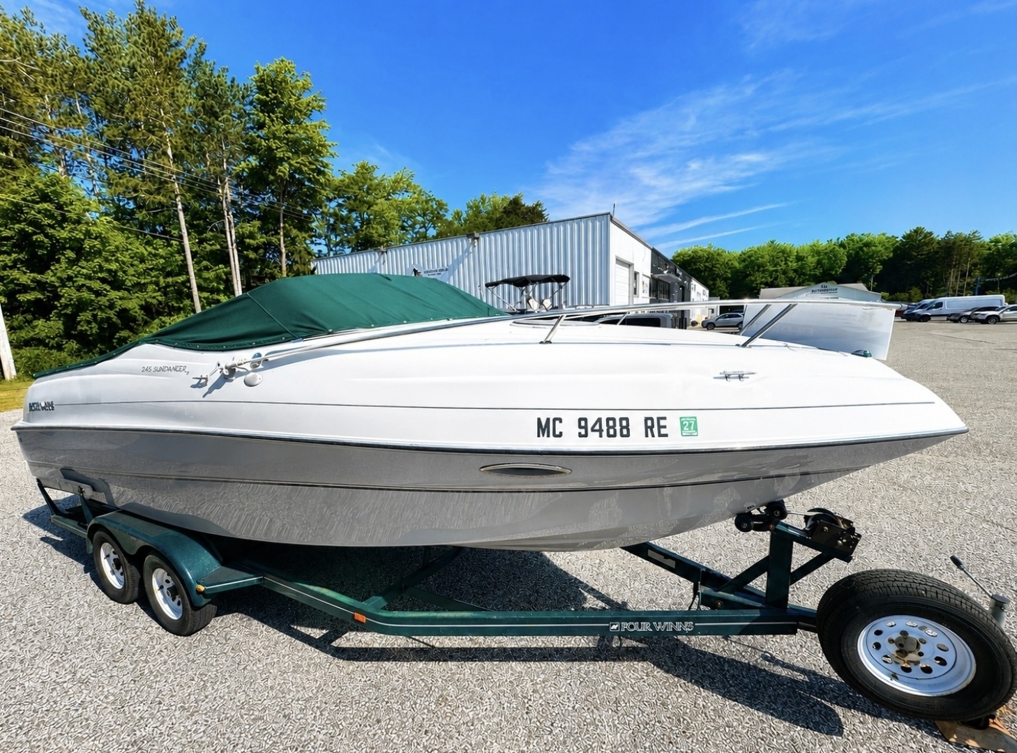 1996 Four Winns 245 SunDowner - Image 2