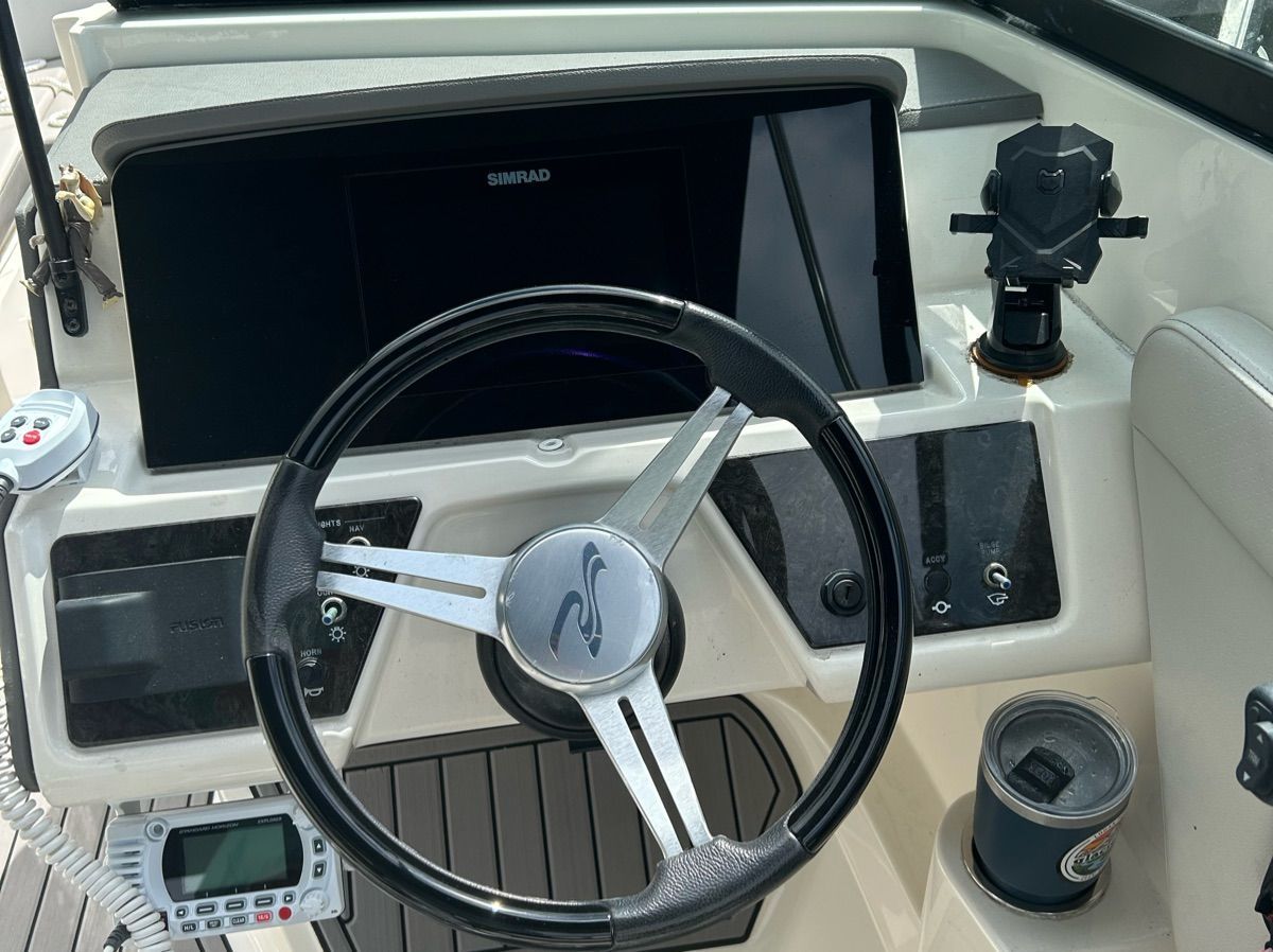 2020 Sea Ray SPX 230 Outboard - 6