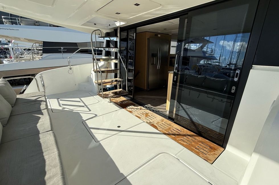 2020 Fountaine Pajot Motor Yacht 44 - 14