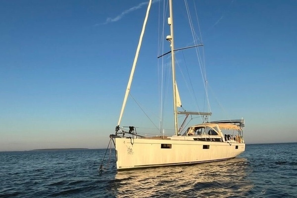 2012 Beneteau Oceanis 48