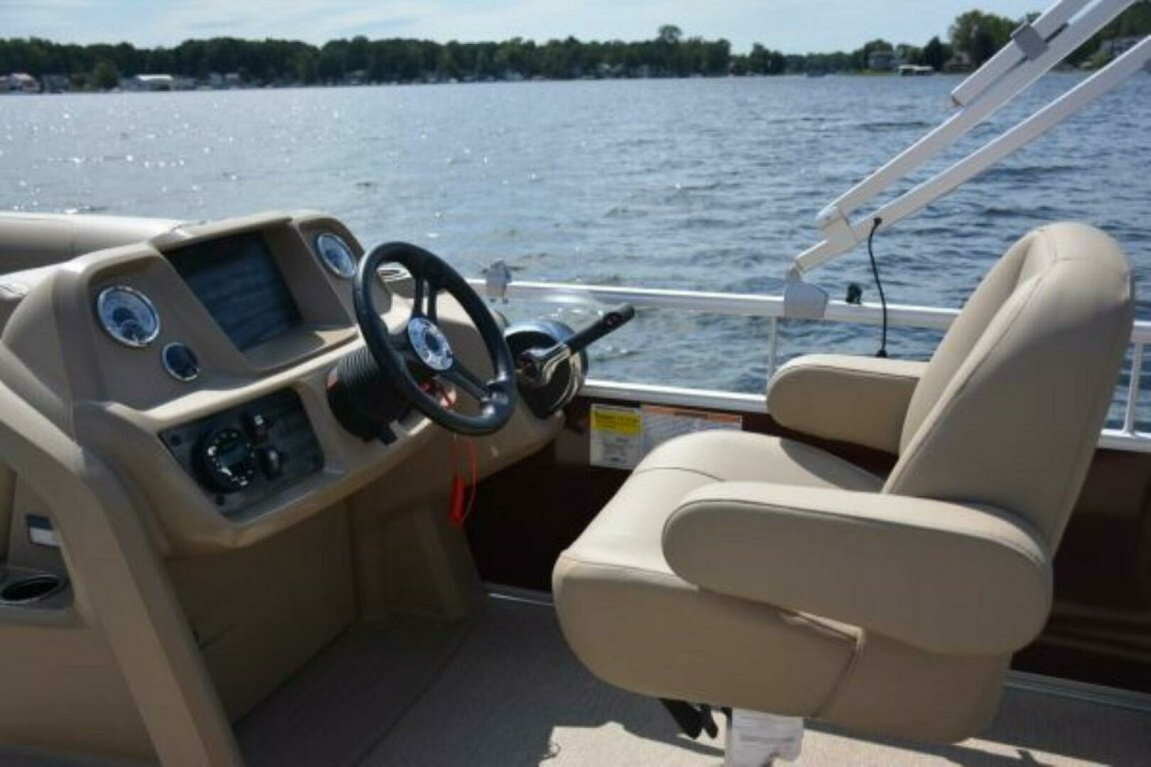 2024 Starcraft LX 20 R - Image 9