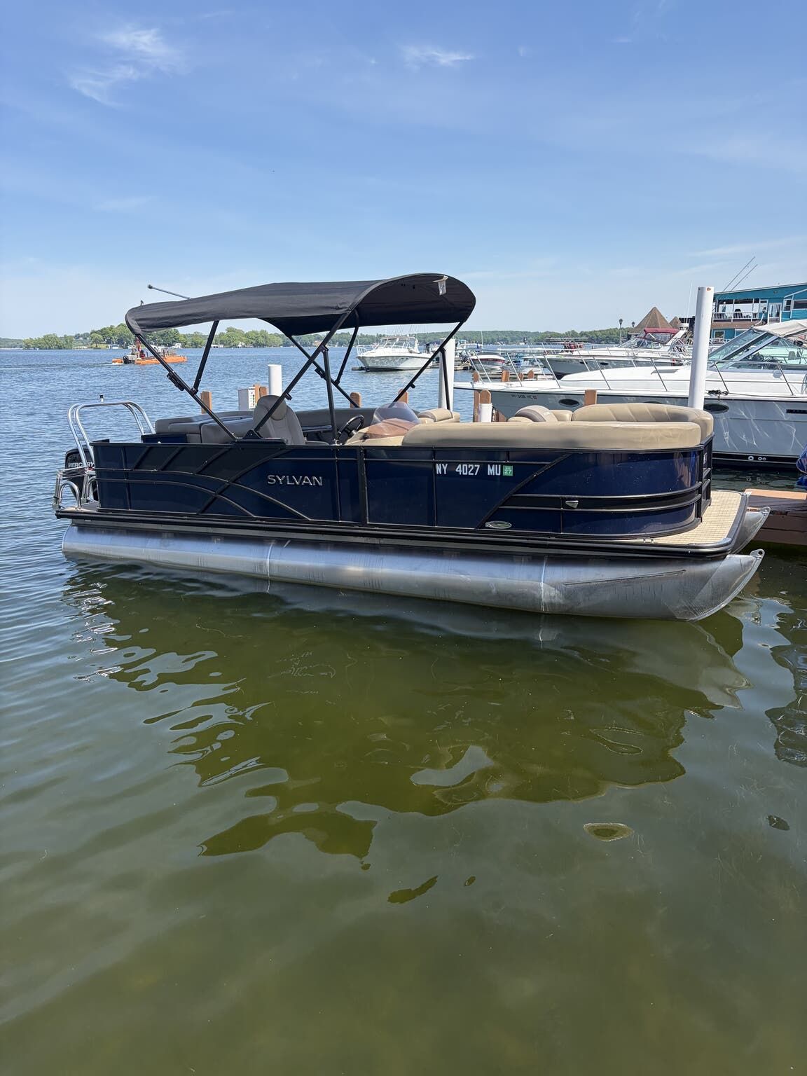 2024 Sylvan Mirage 8522 CRS