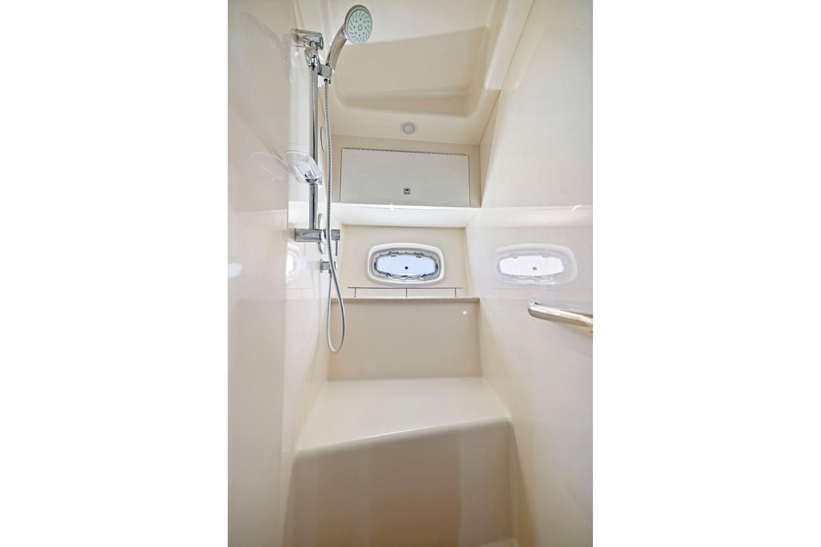 2009 Sea Ray Sundancer 470 - 26