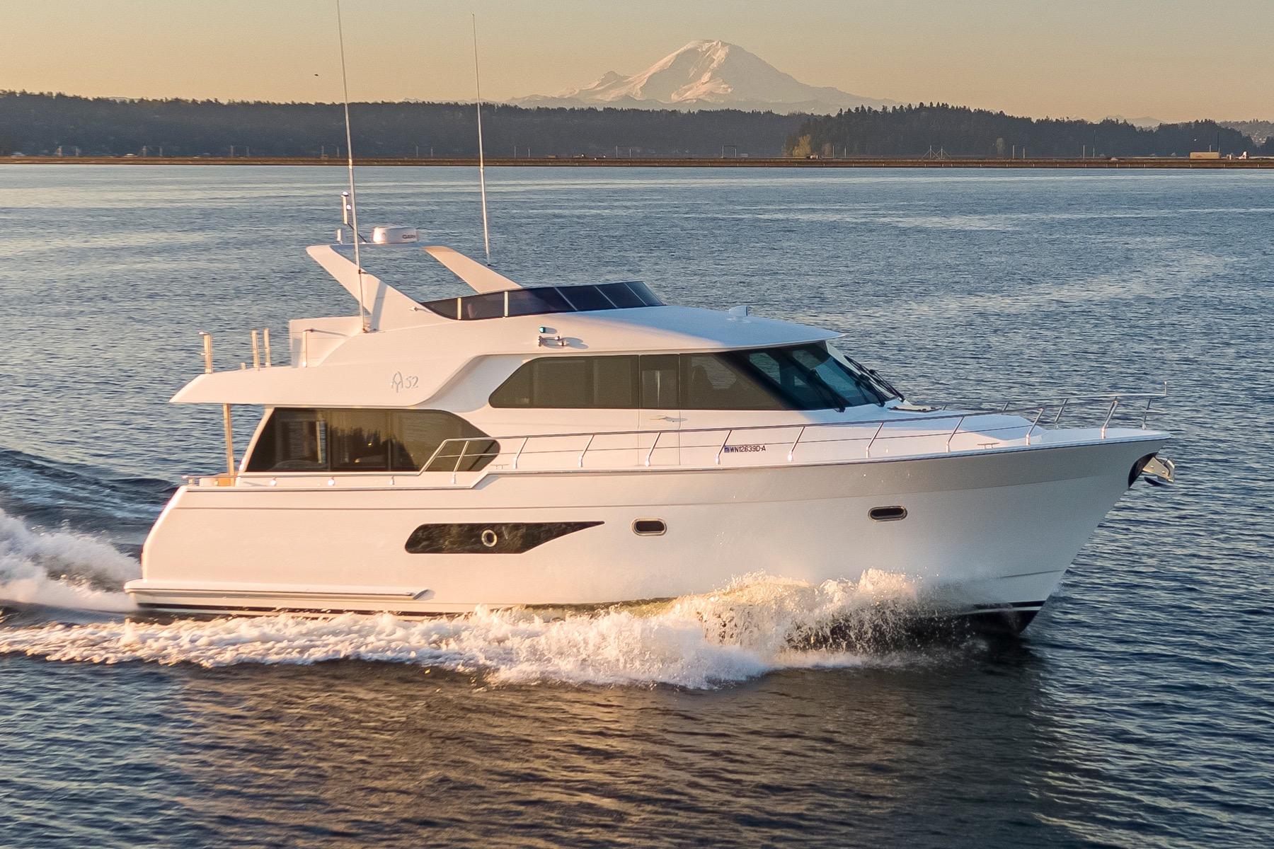 2025 Apollonian Yachts New 52 Pilothouse