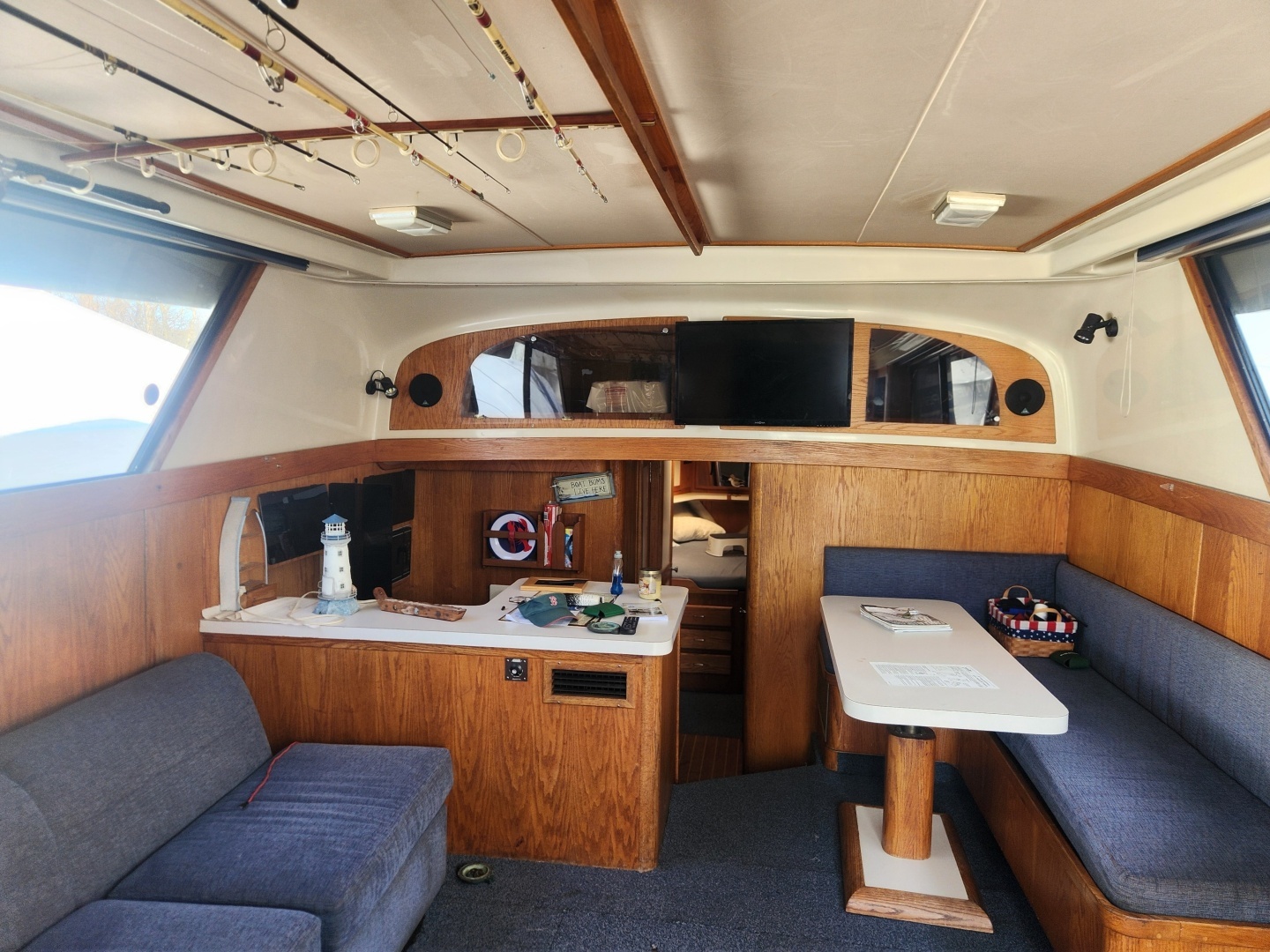 1987 Luhrs Convertible - Image 5