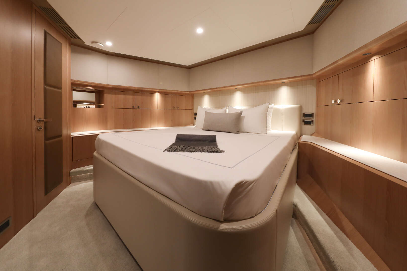 2026 Ocean Alexander 28L - Image 66